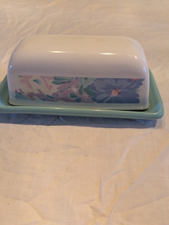 Vintage Other - 💥SALE💥 Vintage Floral Ceramic Butter Dish in White and Light Blue-Green